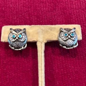 Silver tone Owl Stud Earrings